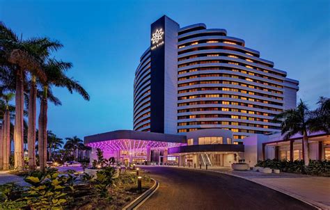 Queensland Hotel .